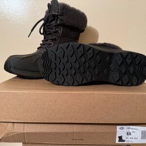 Ugg boots size women 5.5